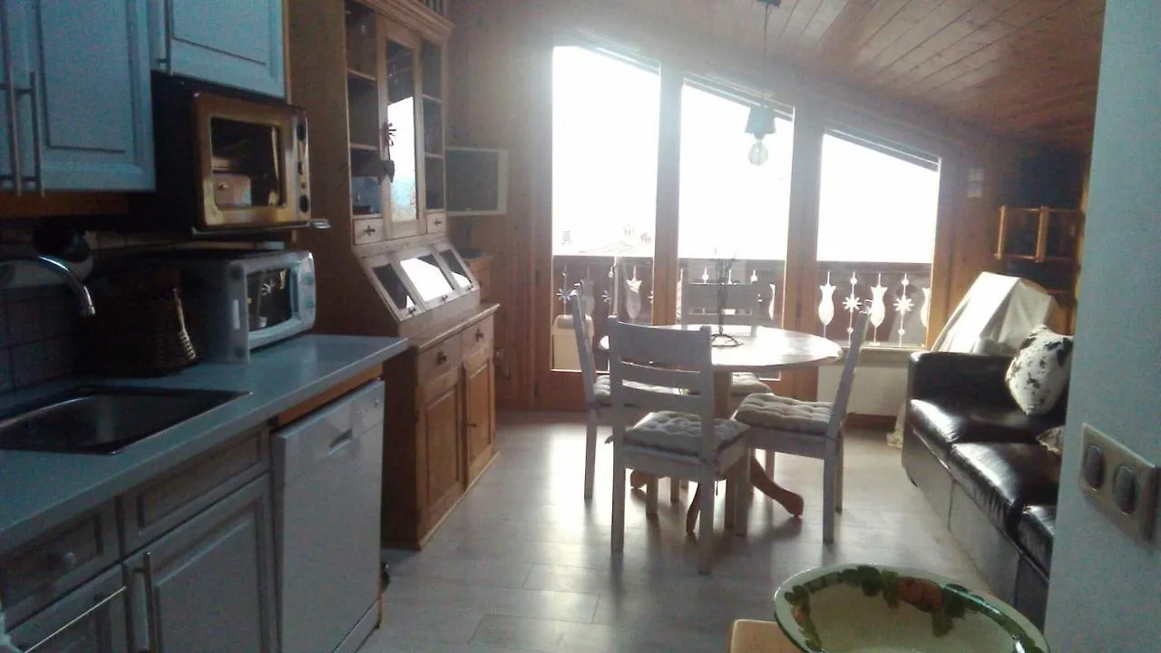 St Gervais, Home With A View; 3 Beds, Pkg, Central Saint-Gervais-les-Bains 0*,  Francja